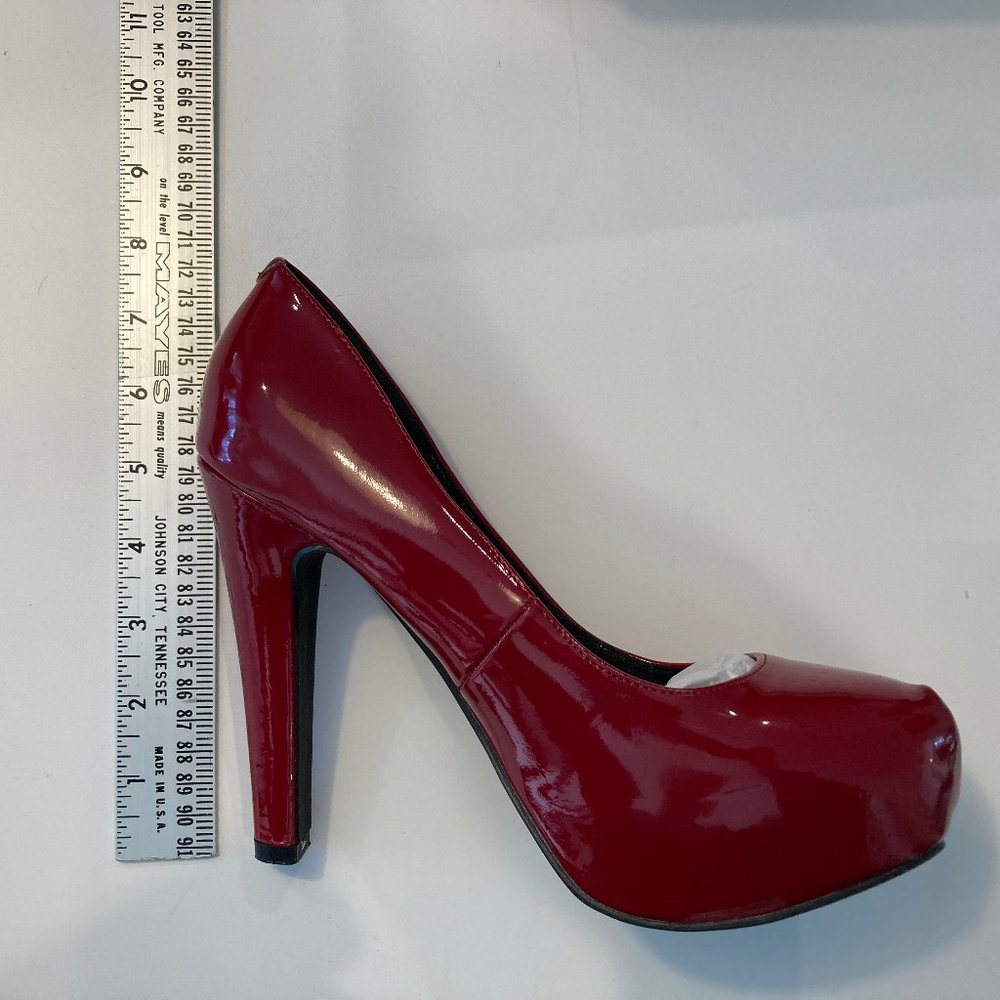 GUESS women size 8 shiny red patent leather chunky platform pump heel - Picture 5 of 9